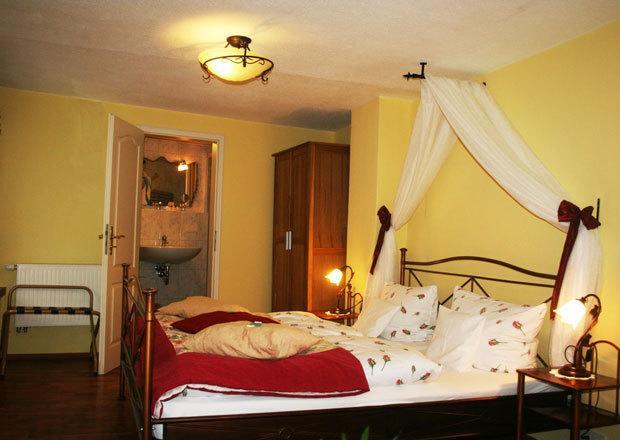 Maerchenhotel Bernkastel-Kues Bilik gambar